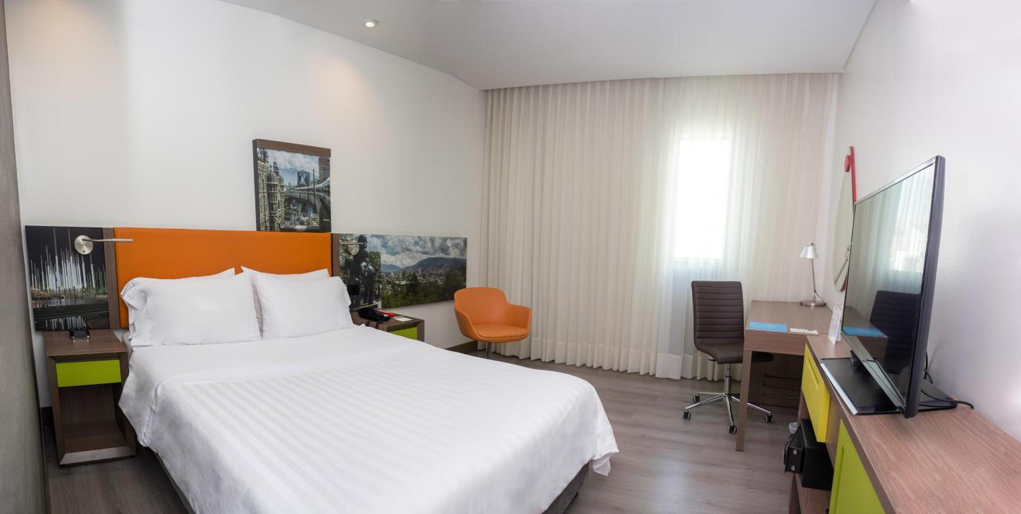 Hampton by Hilton Medellin Hotell Eksteriør bilde